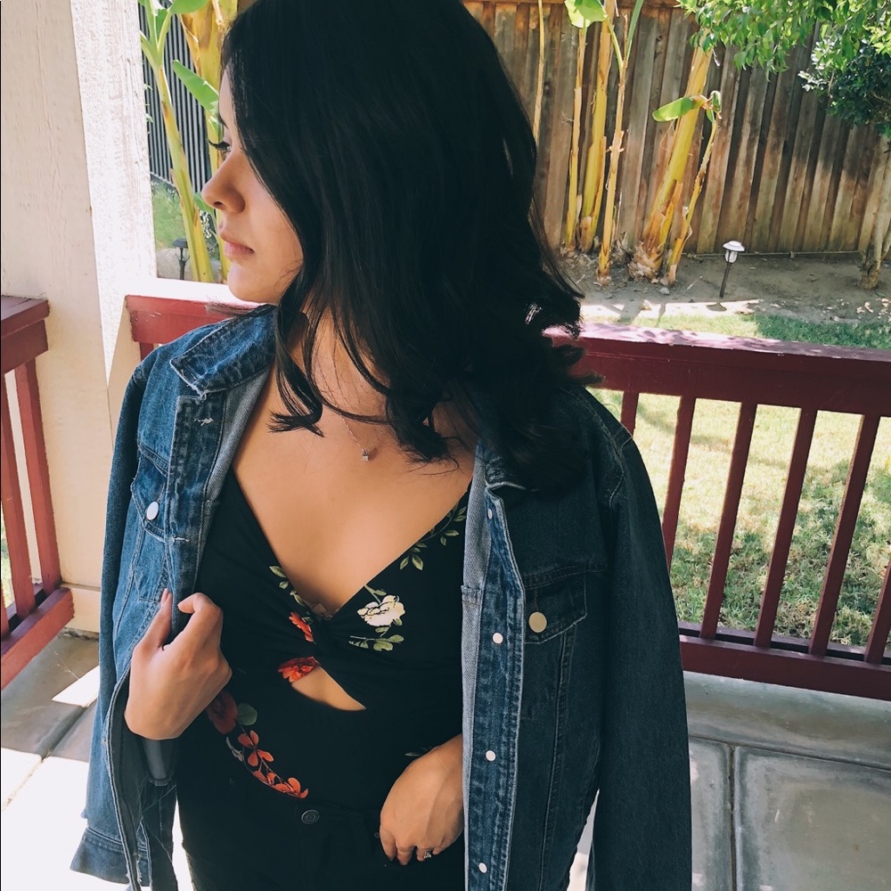 Megan Floral Bodysuit - Picture 3 of 7